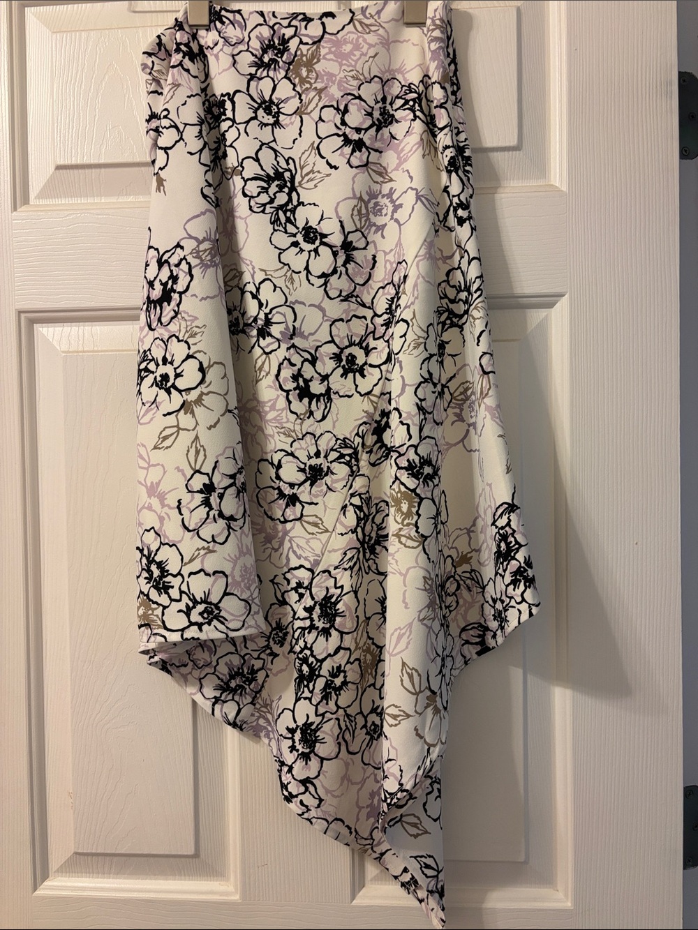 White House Black Market Floral Drapery Panel in White, Black and Lavender